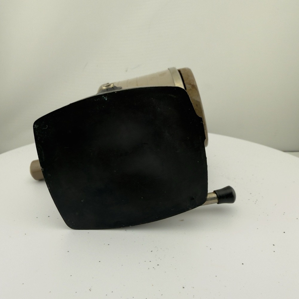 Vintage Berol VacuHold Apsco 6 Hole Pencil Sharpener Hand Crank Desk Mount - Picture 5 of 7